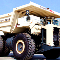 NTE240電動(dòng)輪礦用自卸車